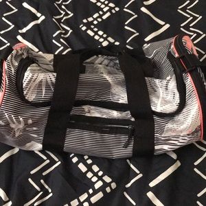 PINK VS duffel bag